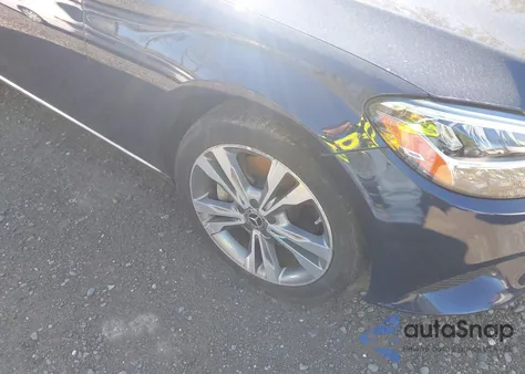 2020 Mercedes-Benz C 300 4Matic z USA, uszkodzony, nr VIN WDDWF8EB9LR561644